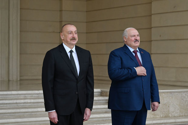Президенты Азербайджана и Беларуси посетили выставку "Гейдар Алиев и Карабах" в Творческом центре в Шуше
 