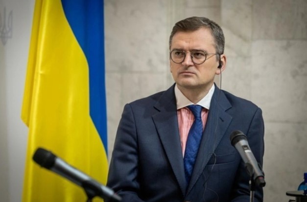 Кулеба заявил о невозможности склонить Украину к переговорам
 