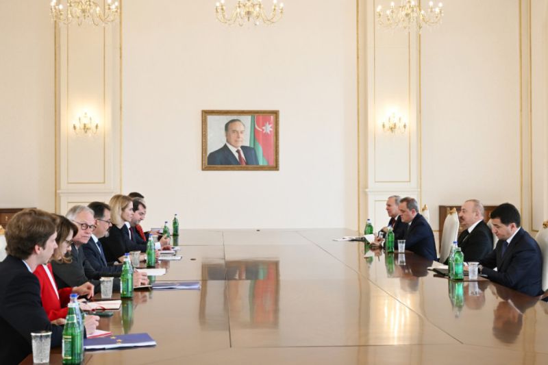 Президент Ильхам Алиев принял Каю Каллас 
 