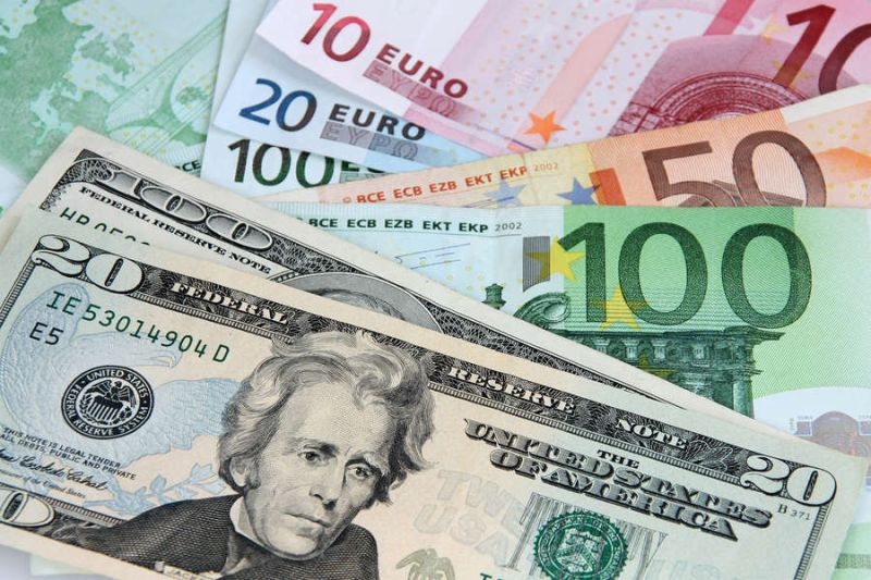 Украина планирует отказаться от доллара
 