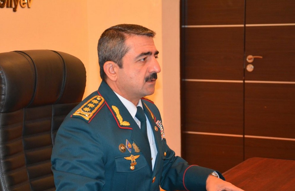 Эльчин Гулиев освободил генерала от должности