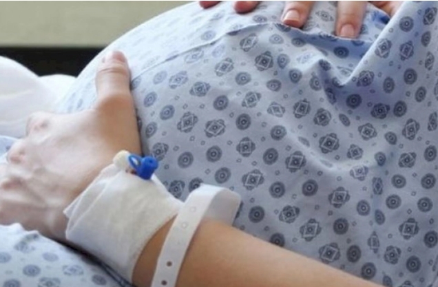 В Сабирабаде 20-летняя женщина родила мертвого ребенка
 