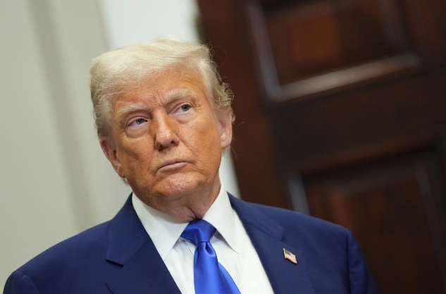 Трамп: Отмена пошлин в суде грозила бы подрывом полномочий президента США
 