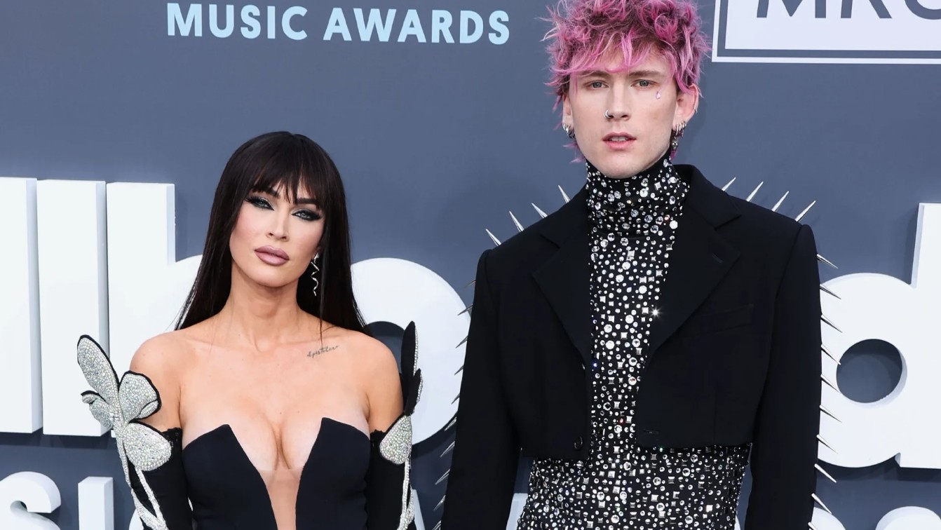 Меган Фокс и Machine Gun Kelly раскрыли имя дочери
 