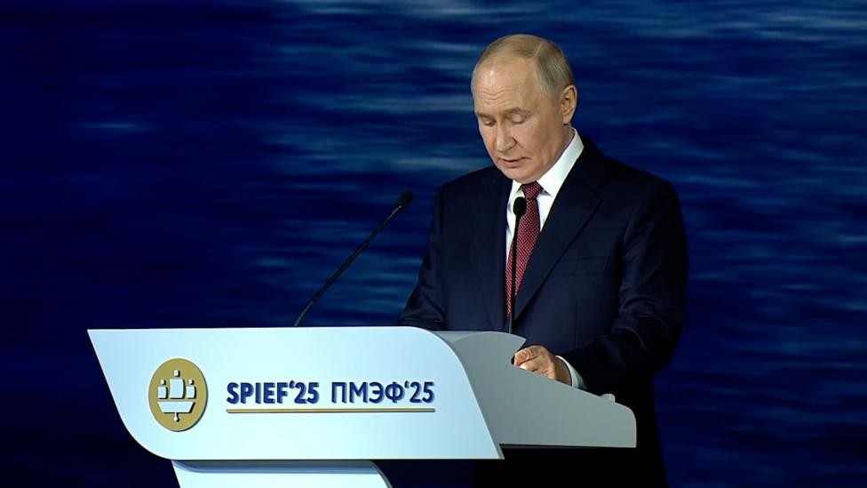 Путин: Россия занимает первое место в Европе по объему экономики
 