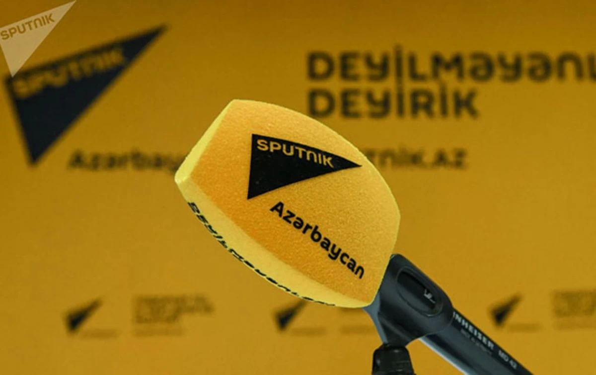 Задержаны двое сотрудников ФСБ России, работавших в Sputnik Азербайджан
 