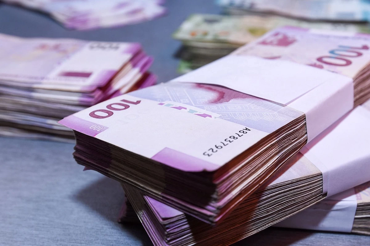 Доходы госбюджета Азербайджана приблизились к 20 млрд манатов
 