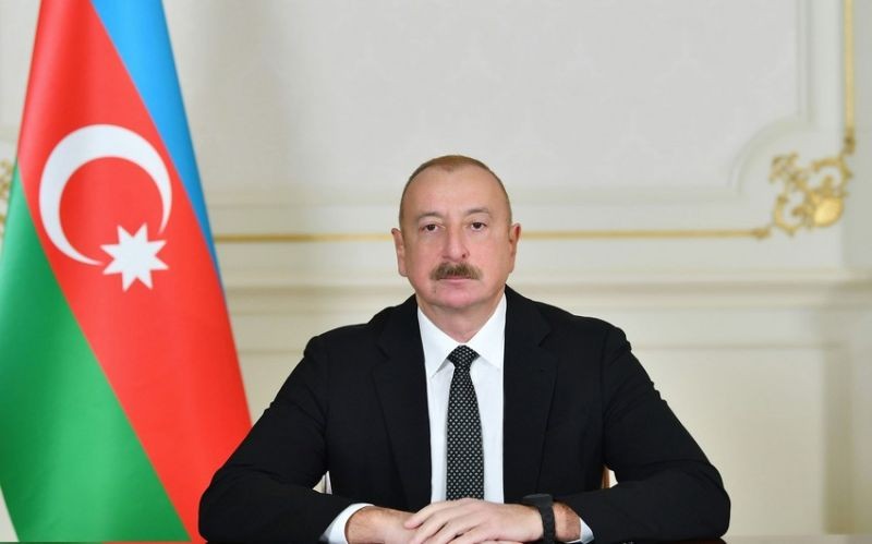 Ильхам Алиев поздравил президента Венесуэлы
 