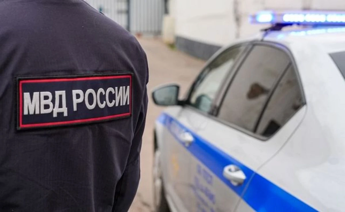 В России задержали полицейских за получение взятки у азербайджанских предпринимателей