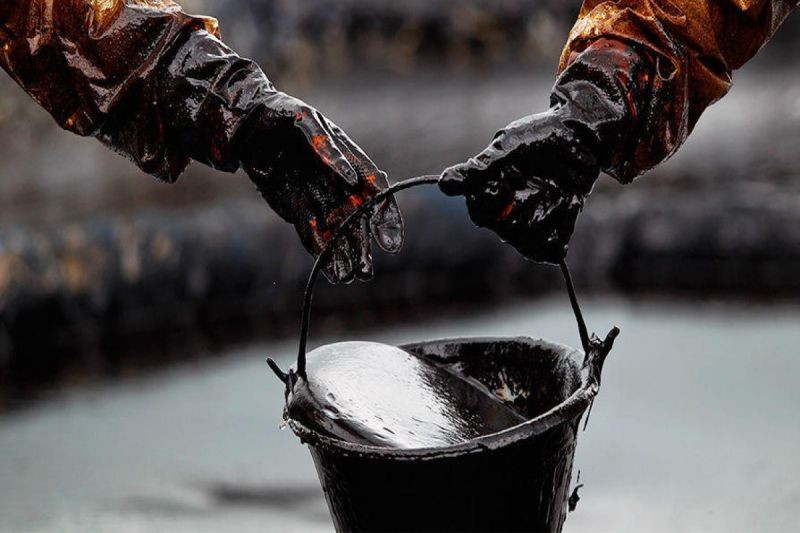 Цена нефти на мировых рынках приблизилась к 73 долларам
 