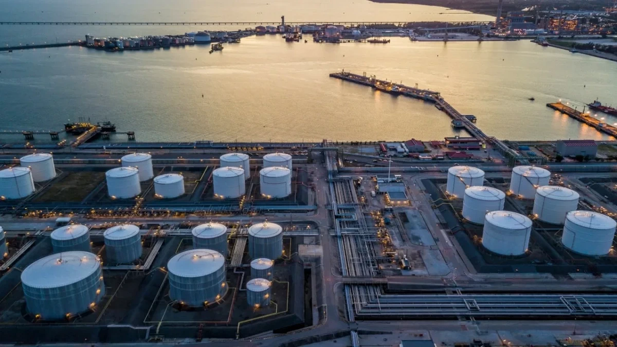 Пакистан закупил первую в истории партию нефти в США
 