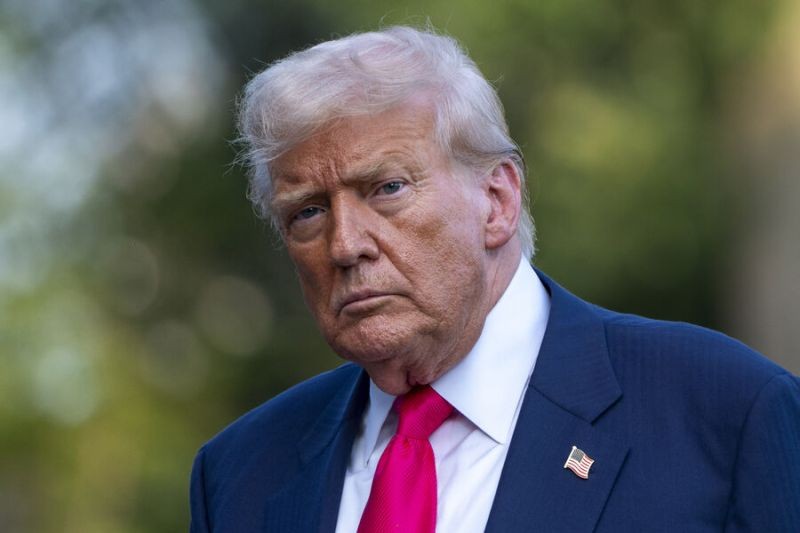 Стало известно, когда вступят в силу новые пошлины Трампа
 