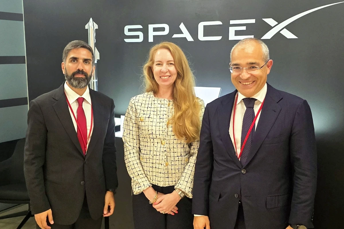 Микаил Джаббаров встретился с вице-президентом компании SpaceX