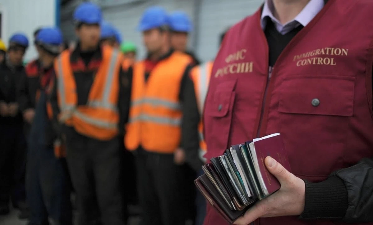 Из одной российской области депортировали 33 азербайджанцев
 