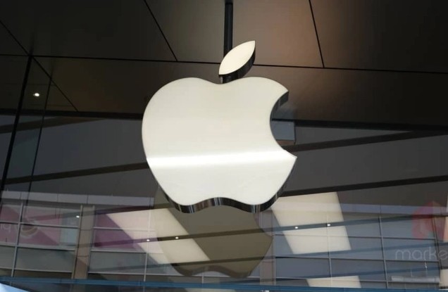 СМИ: Apple планирует создать настольного робота с ИИ
 
