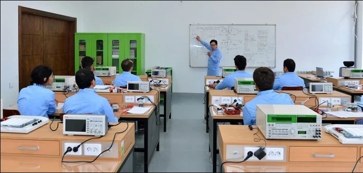 Начинается второй тур приёма студентов в профучилища Азербайджана
 