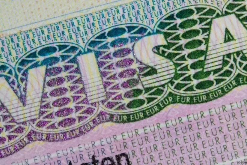 ЕС сократил выдачу виз для граждан РФ в 7,4 раза с 2019 года
 