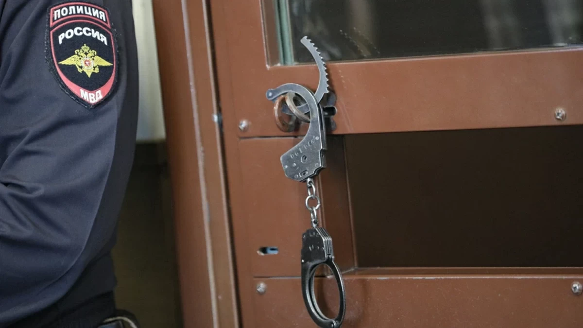 Журналисты Baza два года давали взятки полицейским
 