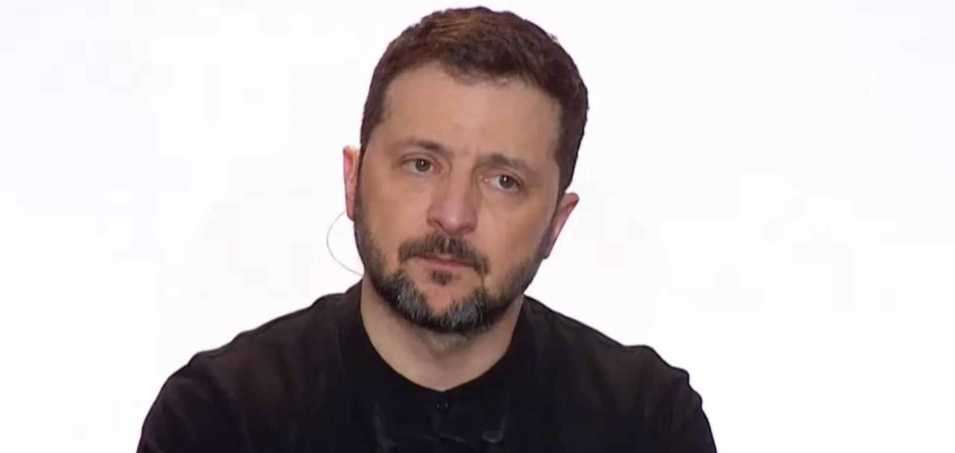 Зеленский анонсировал военные поставки из Франции и Британии