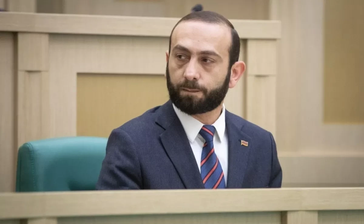 Мирзоян: Ереван и Баку обсуждают столицу встречи в формате "3+3"
 