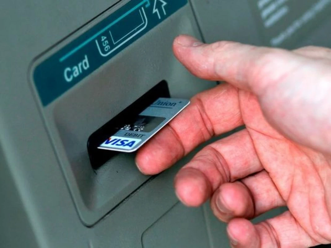 В Азербайджане количество платёжных карт выросло на 13%