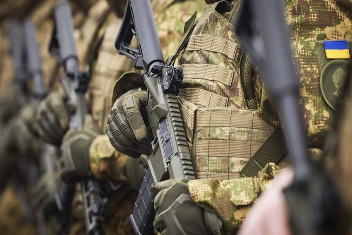 Минобороны России: Окруженные в Красноармейске украинские военнослужащие сдаются в плен
 