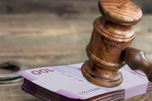 Зачитаны приговоры лицам, обвиняемым в контрабанде на сумму 326 млн манатов
 