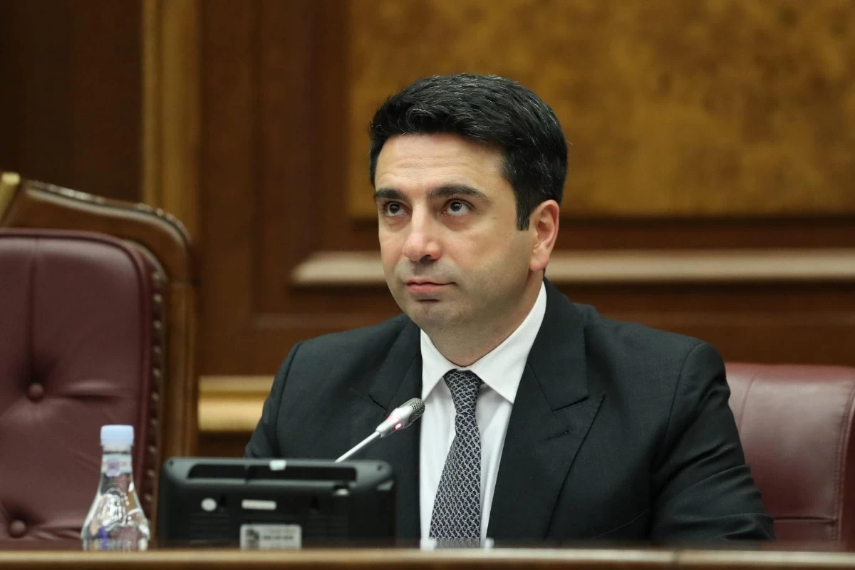 Ален Симонян выразил готовность поехать в Азербайджан
 