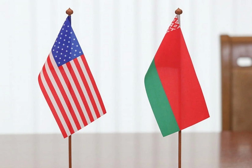 США и Беларусь обсуждают освобождение около 100 политзаключенных
 