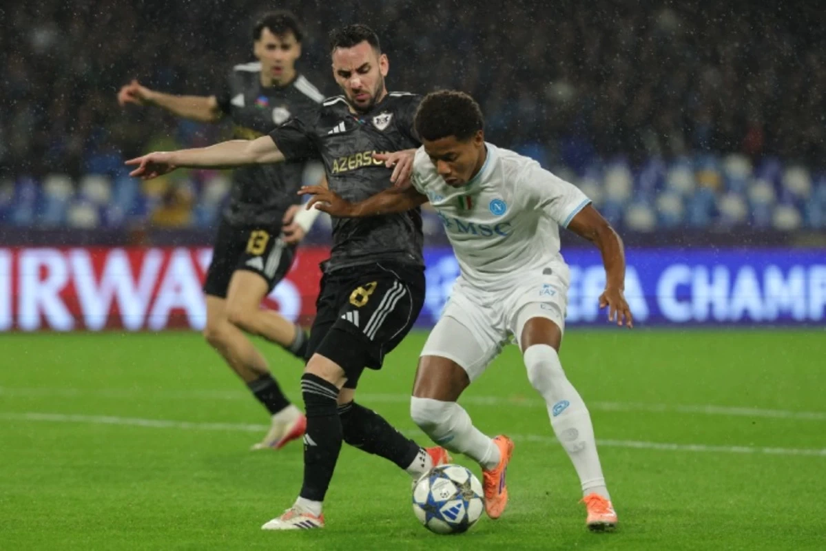 Лига чемпионов: "Карабах" на выезде уступил "Наполи"
 