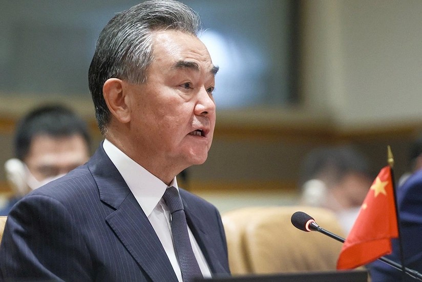 Глава МИД КНР посетит Россию в начале декабря
 