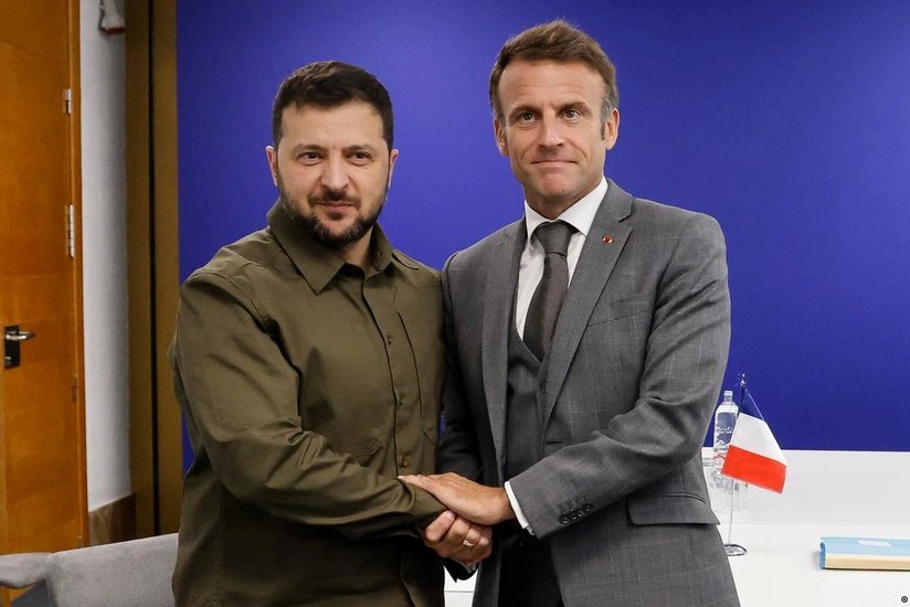 Зеленский и Макрон обсудили гарантии безопасности для Украины
 