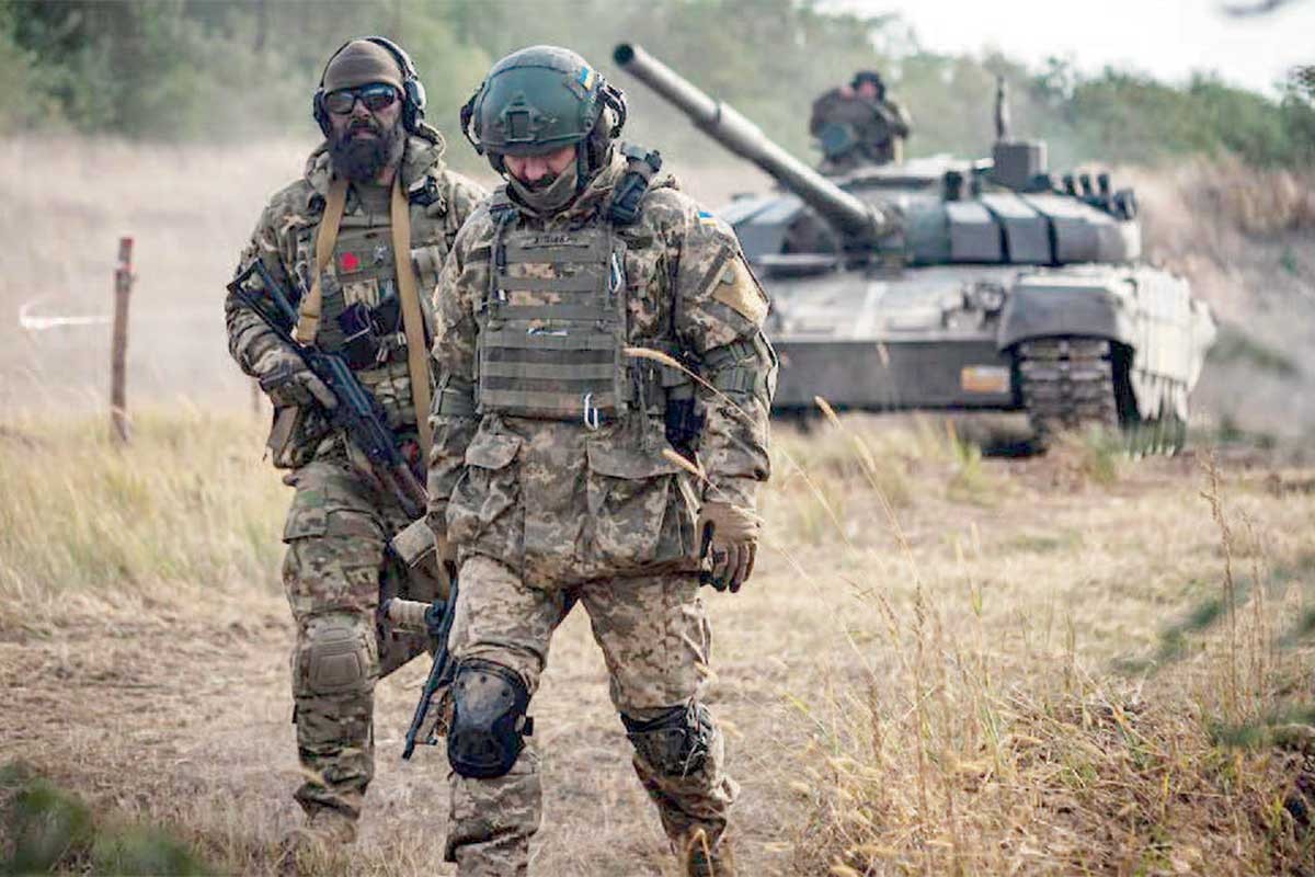 NYT: Российская армия продвигается по нескольким фронтам, будущее для Украины выглядит очень мрачным
 