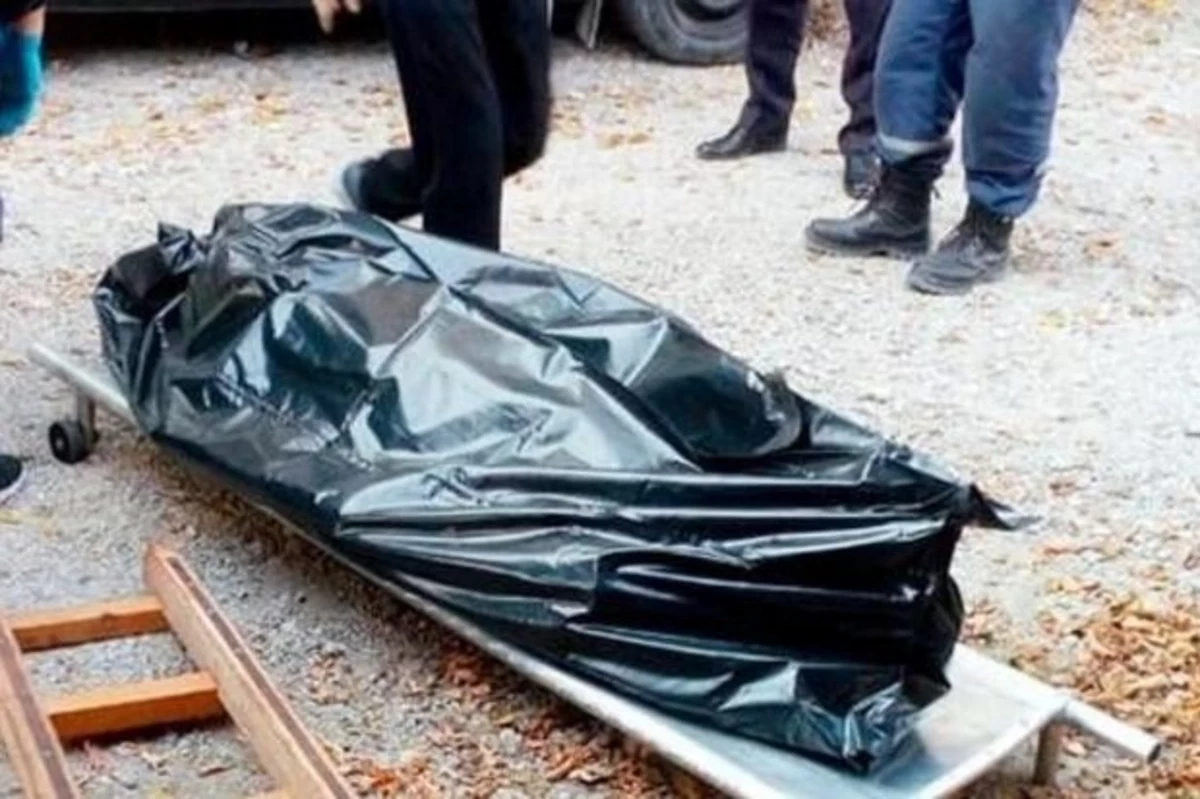 В Баку на улице скончалась 43-летняя женщина
 