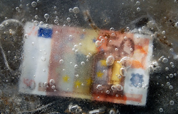 ЕС хочет 12 декабря продлить заморозку активов РФ для кредита Украине
 