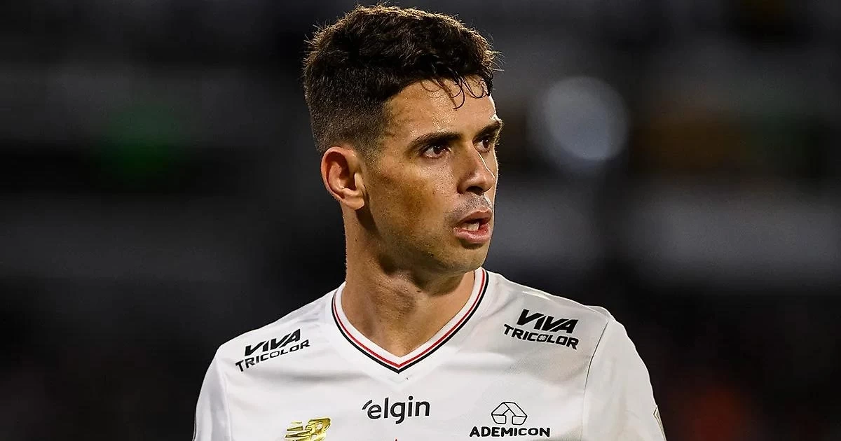 Оскар завершит карьеру в 34 года из-за проблем с сердцем
 