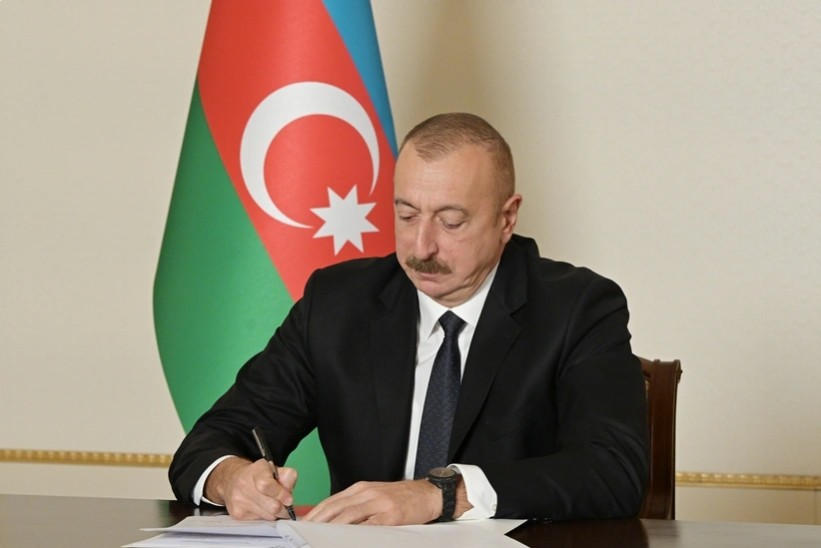 Ильхам Алиев подписал некролог в связи с кончиной Вахида Ахундова
 