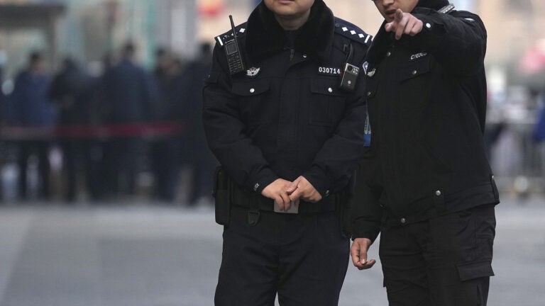 Три человека погибли и один пострадал в результате нападения с ножом в Китае
 