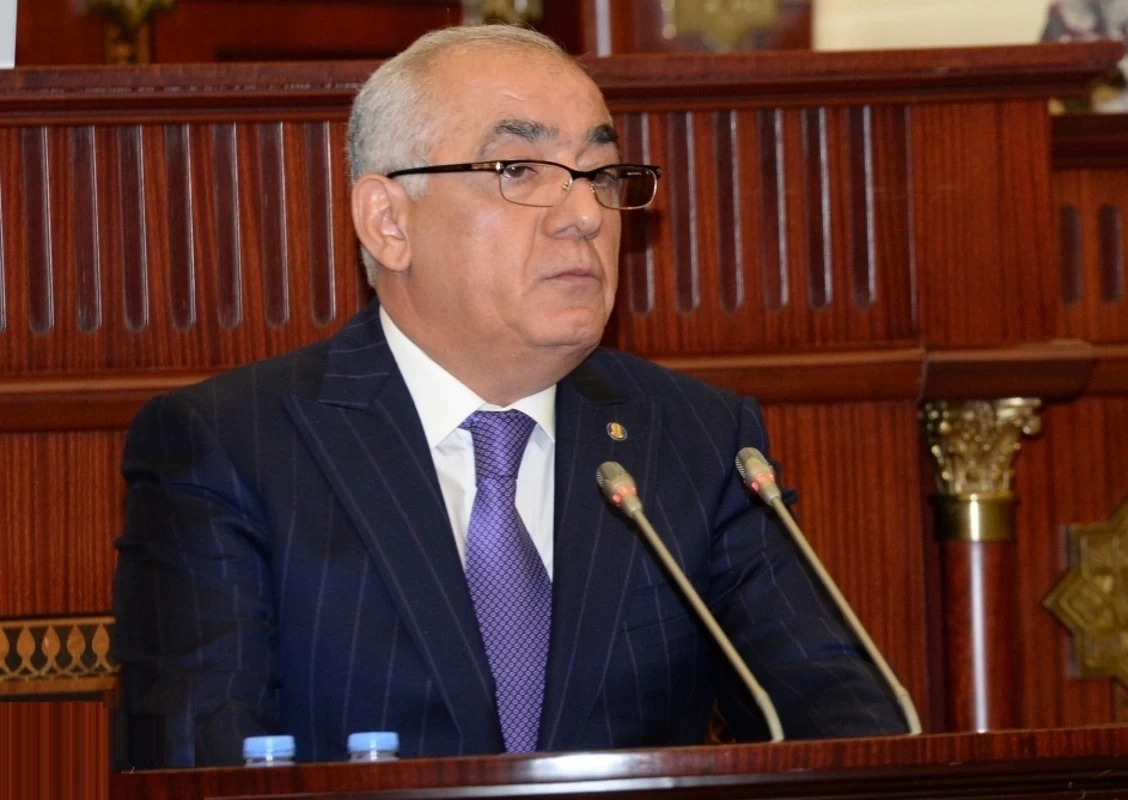 Премьер-министр: Объем транзитных перевозок между Азербайджаном и Турцией вырос на 4 млн тонн
 