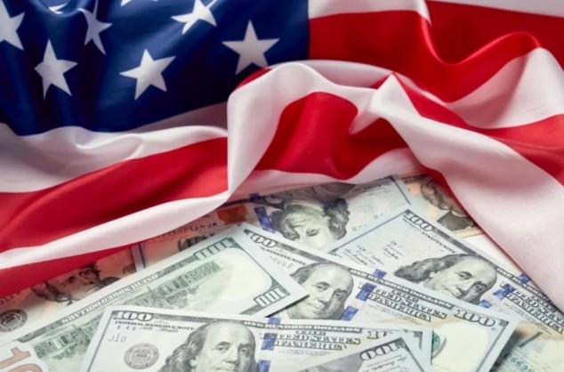 В Конгрессе заявили, что проценты по госдолгу США достигли 1 трлн долларов
 