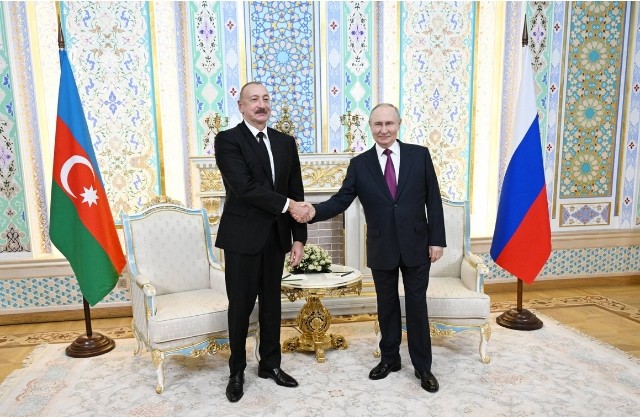 Владимир Путин поздравил Ильхама Алиева
 