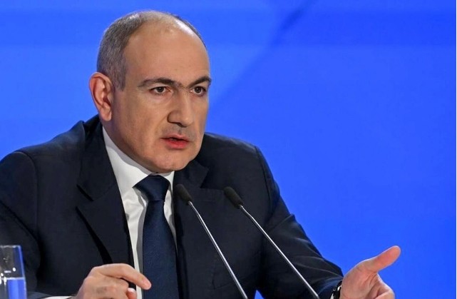 Никол Пашинян объяснил, почему неоднократно благодарил Ильхама Алиева в Петербурге
 