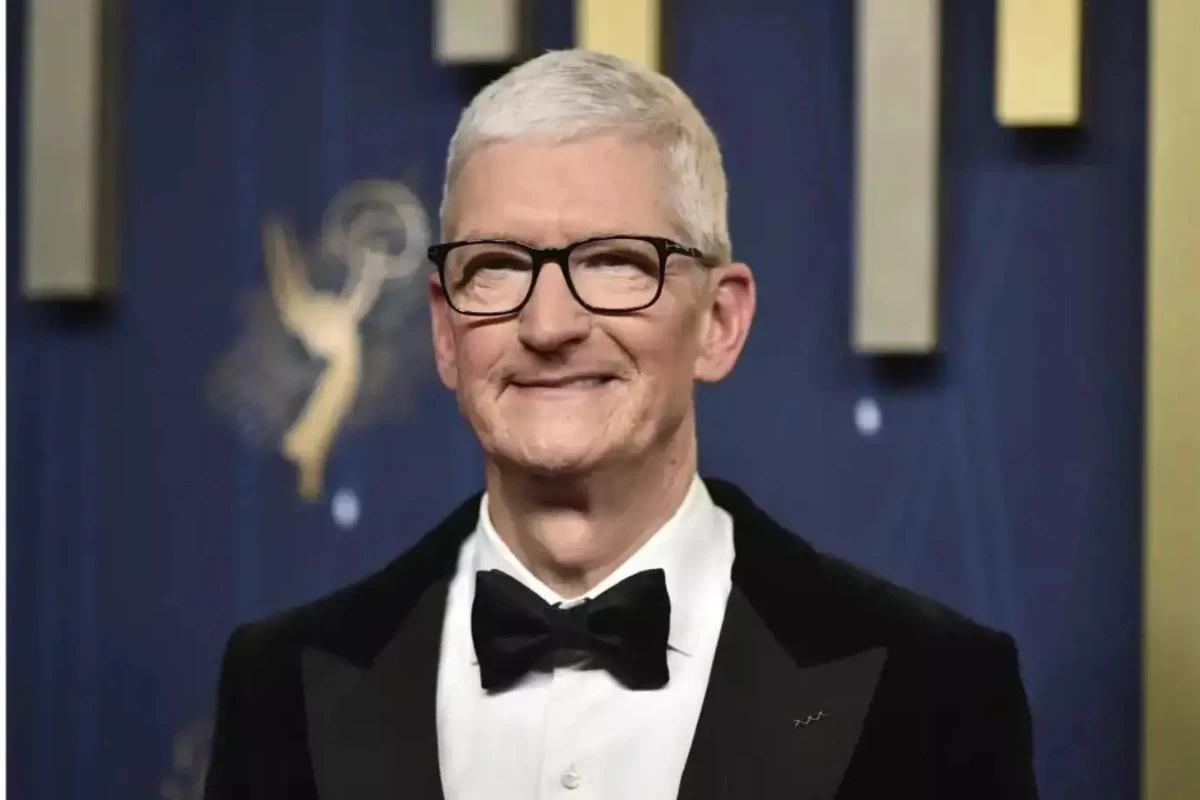 Глава Apple Тим Кук потратил миллионы долларов на Nike
 