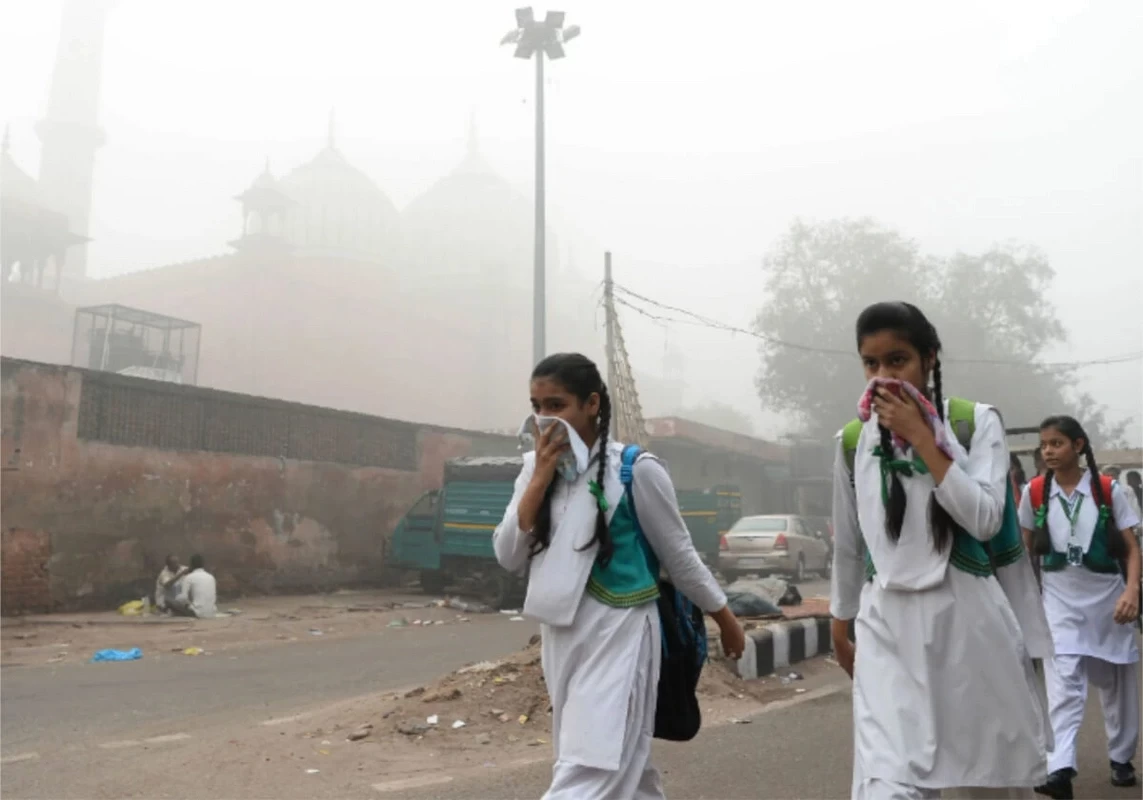 Загрязнение воздуха в Индии привело к самому масштабному кризису в сфере здравоохранения со времен пандемии COVID-19
 