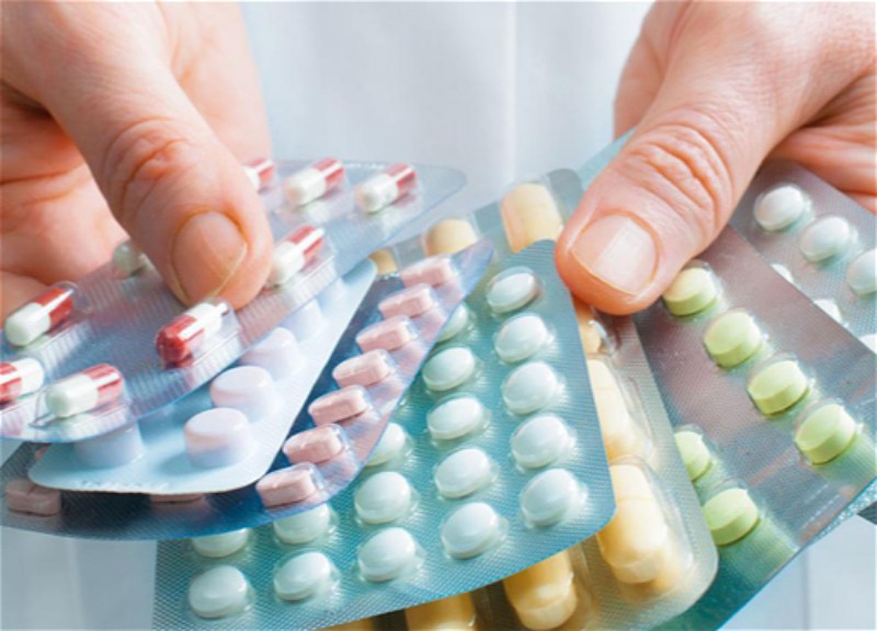 В Азербайджане импортные лекарства подорожали более чем на половину за 10 месяцев 2025 года
 