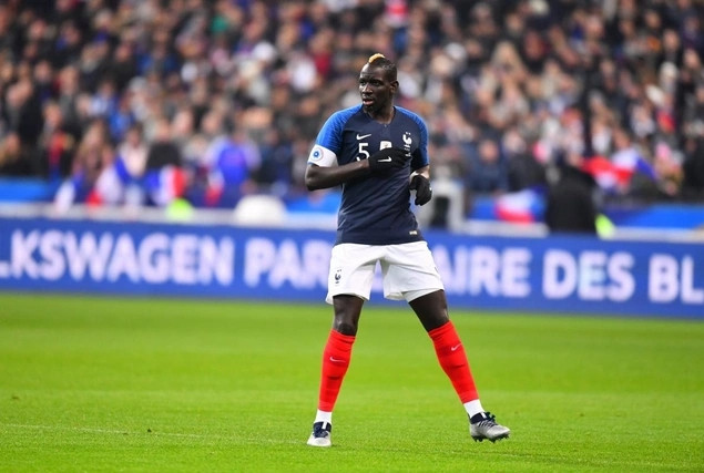 Мамаду Сако объявил о завершении профессиональной карьеры
 