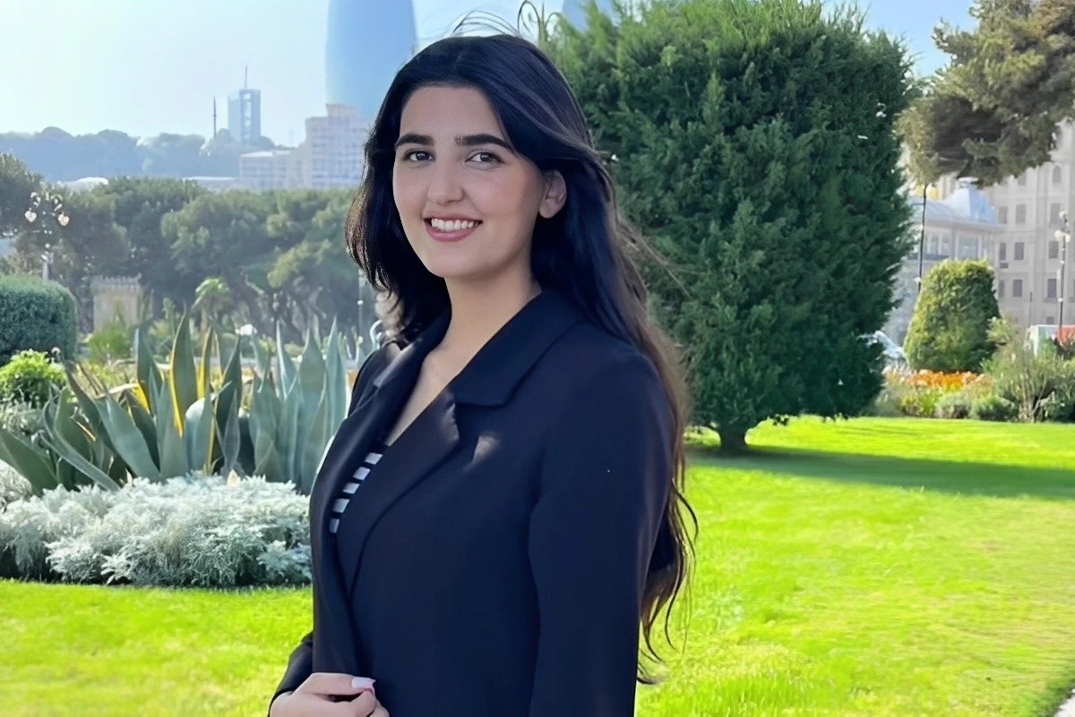 В Баку скончалась студентка Гуманитарного колледжа
 