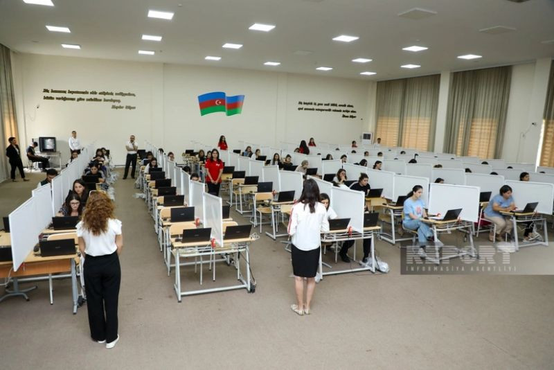 В Азербайджане установлена плата за участие в экзаменах для учителей
 