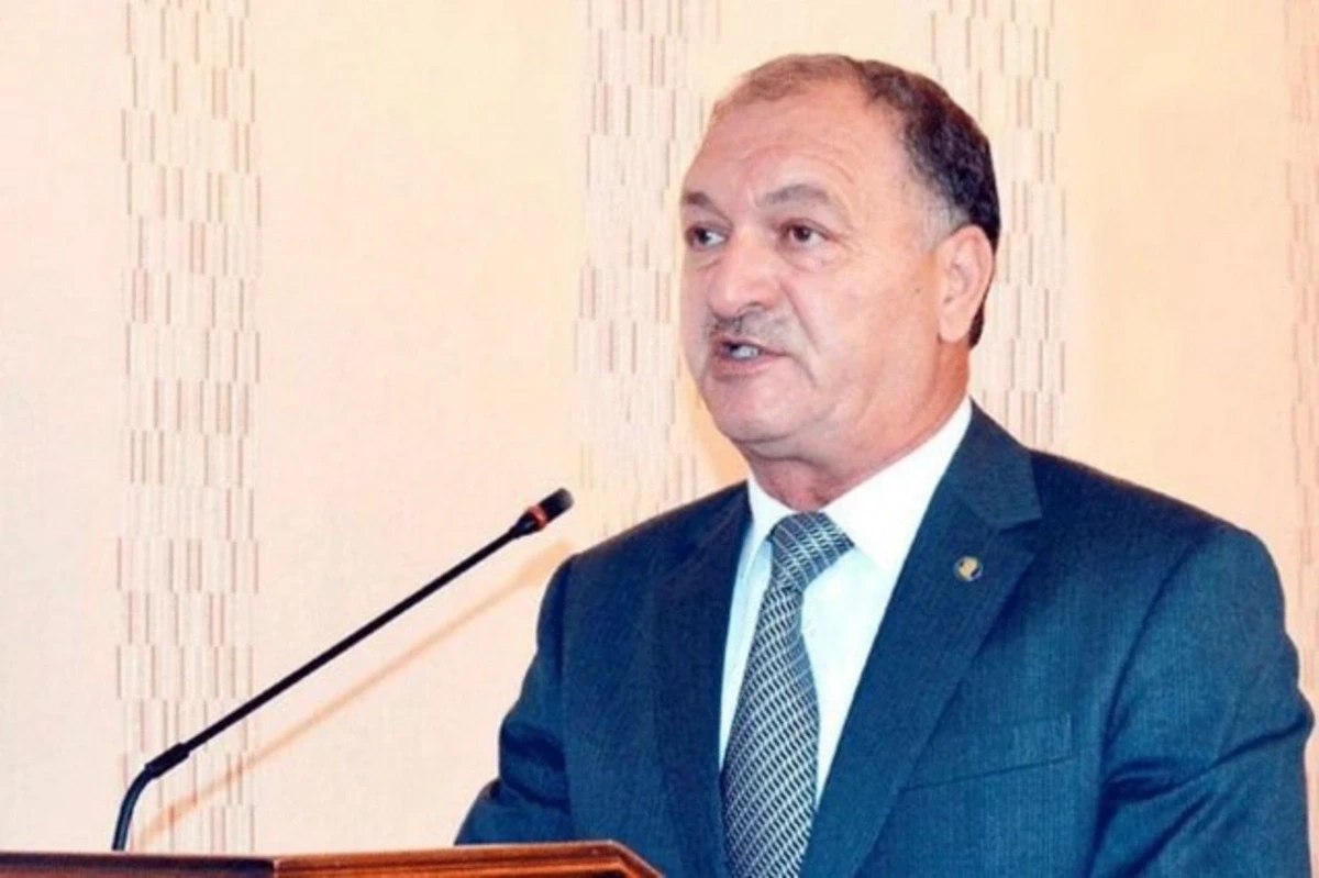 В Евлахе сын экс-главы ИВ ранил мужчину из охотничьего ружья
 