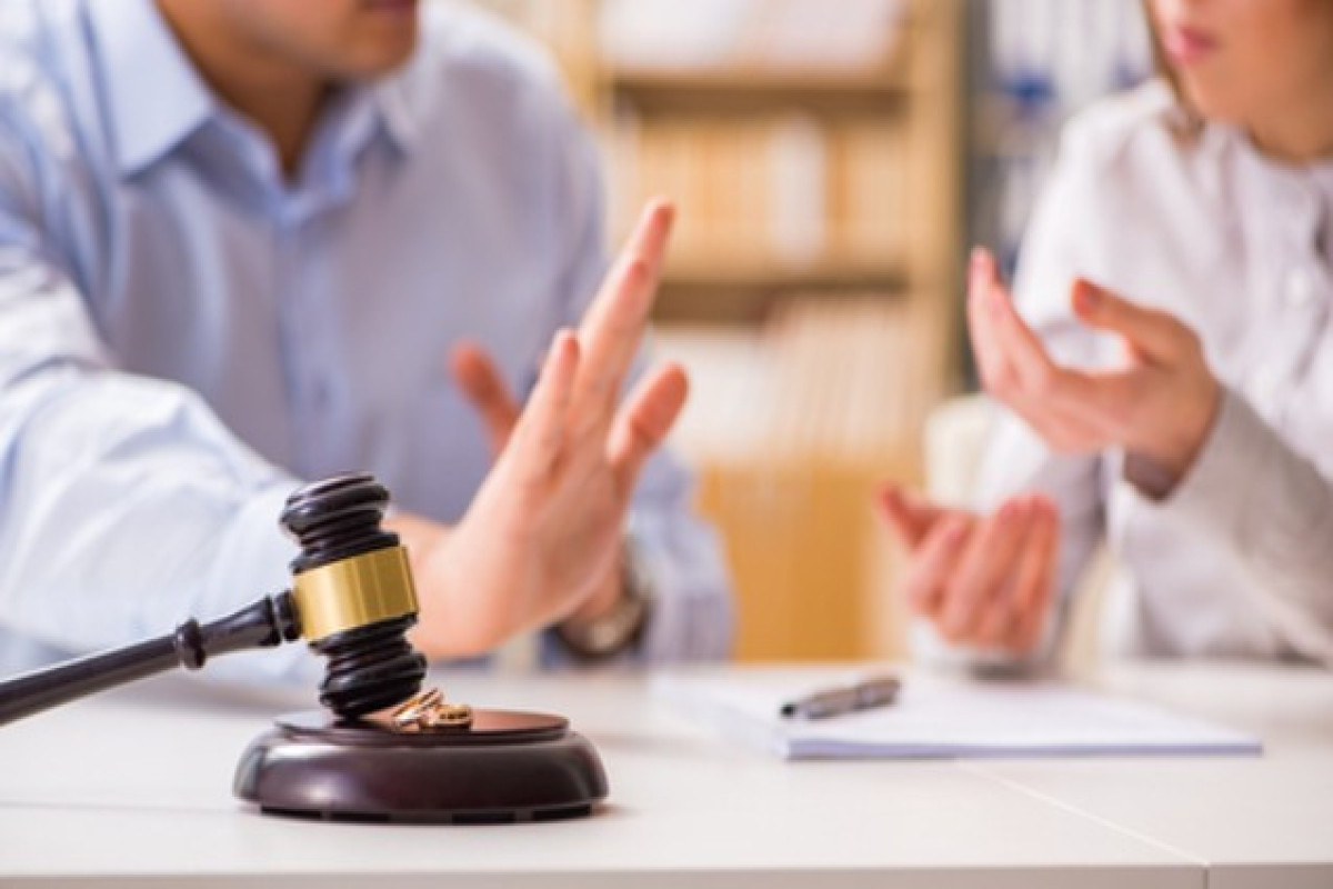 В Азербайджане определены лимиты удержаний из зарплаты в счет алиментов
 